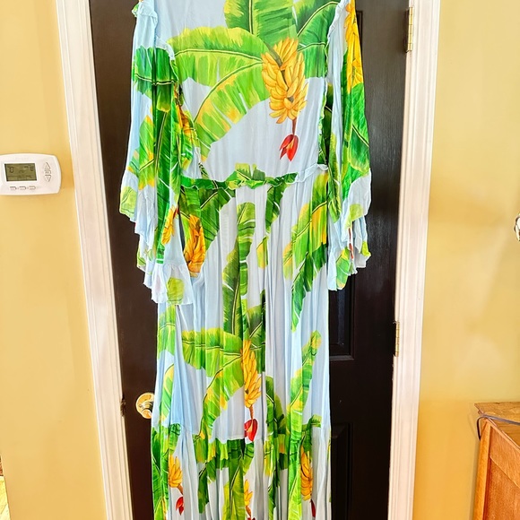 Farm Rio dress. - Picture 9 of 12